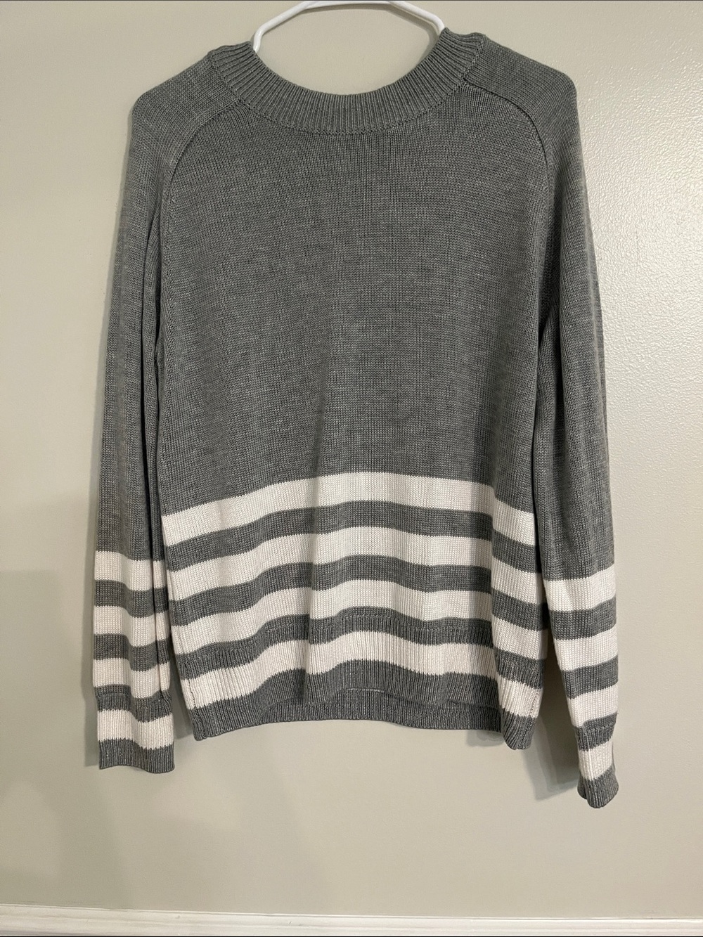 Liz Claiborne Gray and White Striped Crewneck Sweater